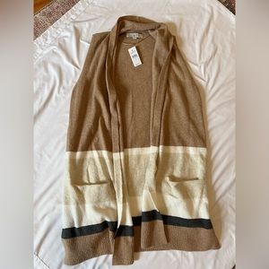 NWT neutral stripe sweater vest
